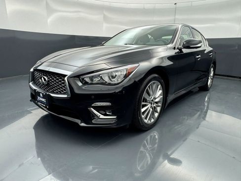Used 2023 INFINITI Q50 Luxe w/ Cargo Package image 7