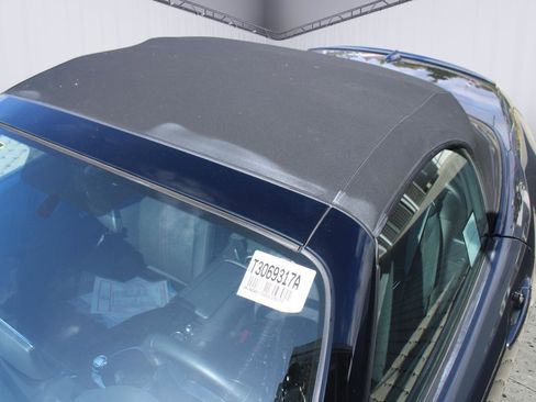 Used 2016 MAZDA MX-5 Miata Club image 11