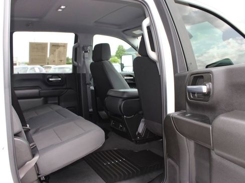 Used 2025 Chevrolet Silverado 2500 Custom w/ Z71 Off-Road Package AWD/4WD image 49
