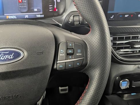 Certified 2023 Ford Escape ST-Line w/ Tech Pack #1 AWD/4WD image 19