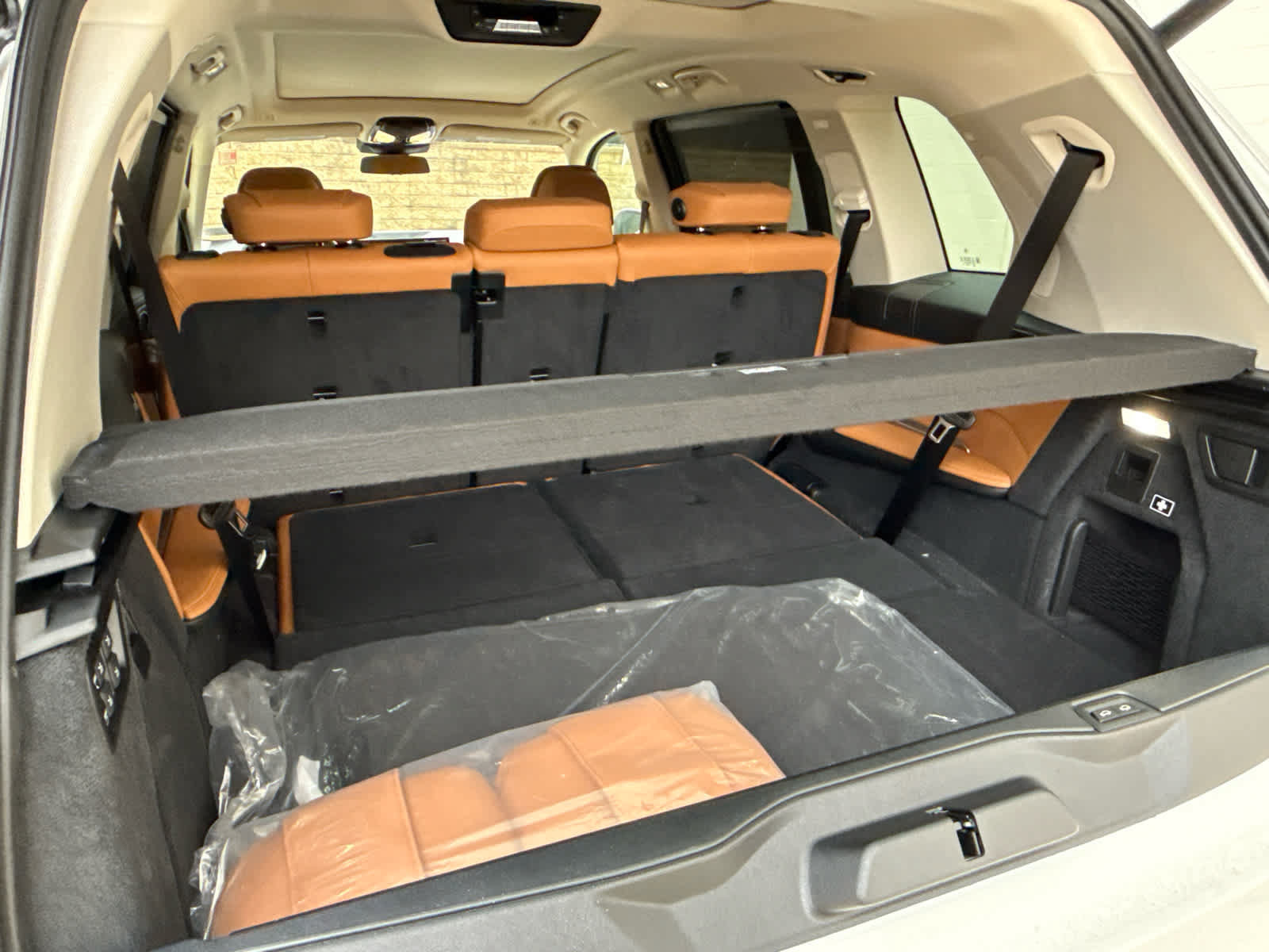 Used 2026 BMW X7 xDrive40i w/ Premium Package AWD/4WD image 19
