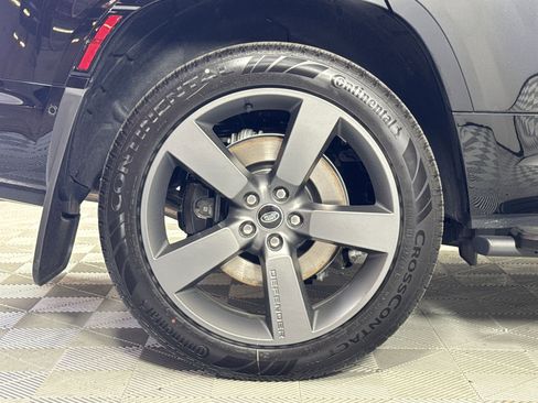 New 2025 Land Rover Defender 130 V8 image 36