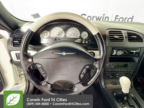 Used 2003 Ford Thunderbird RWD image 7