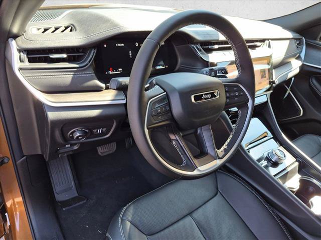 New 2026 Jeep Grand Cherokee Limited AWD/4WD image 3