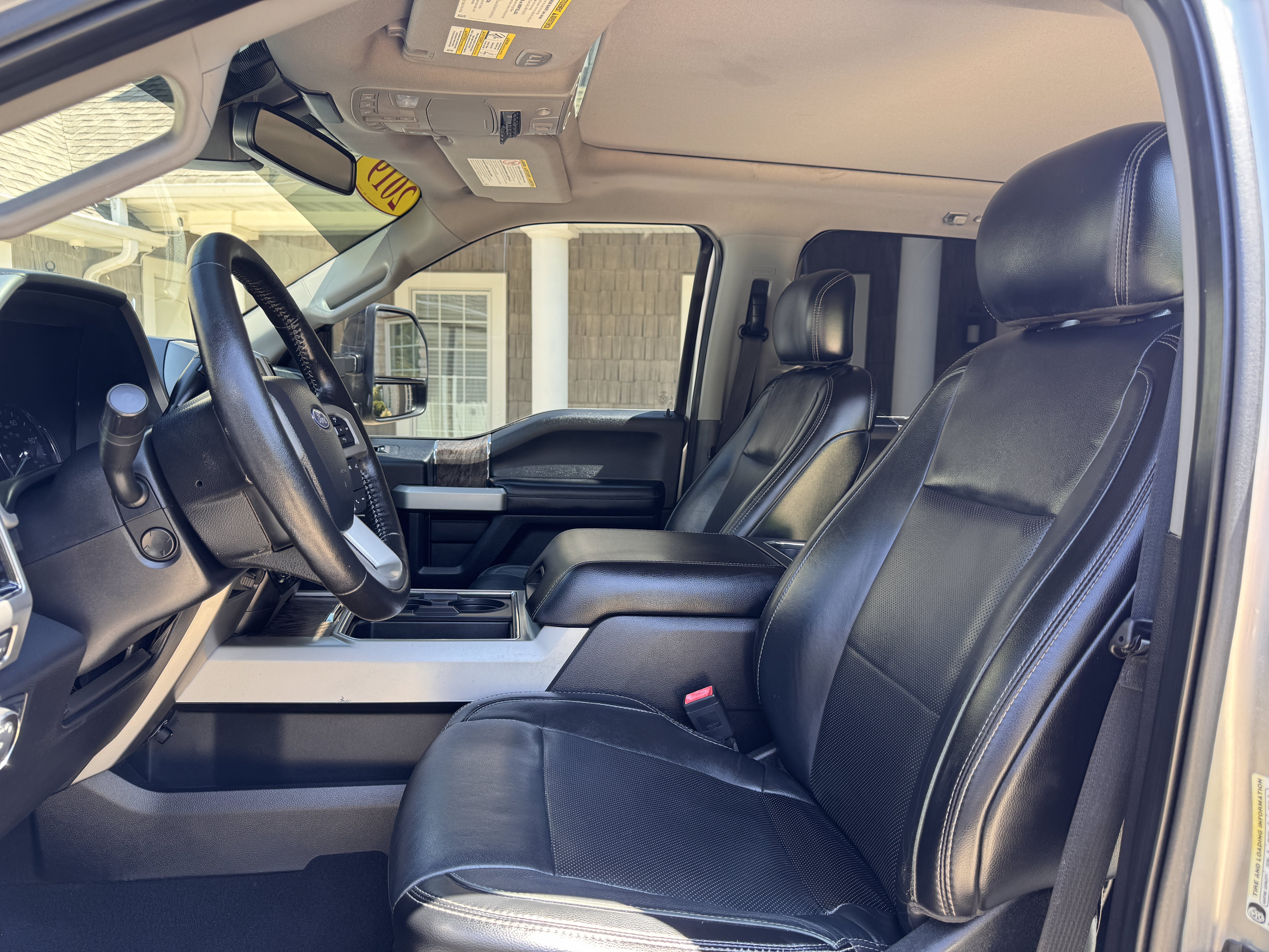 Used 2019 Ford F250 Lariat w/ Lariat Ultimate Package AWD/4WD image 10