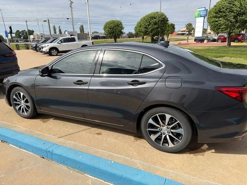 Used 2016 Acura TLX w/ Technology Package FWD image 6