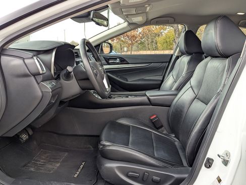 Used 2023 Nissan Maxima SV w/ Floor Mat Group image 10