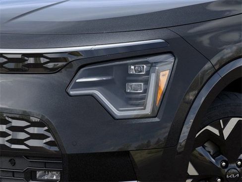 New 2025 Kia Niro Wave w/ Wave Preserve Package image 10
