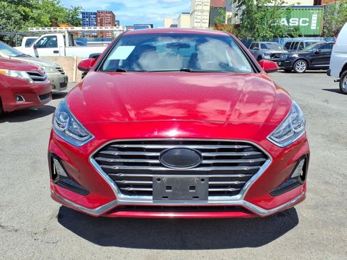 Used 2018 Hyundai Sonata SE FWD image 2