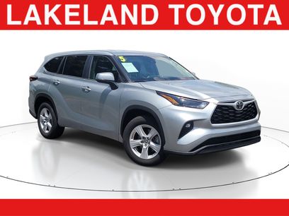 Used 2025 Toyota Highlander LE