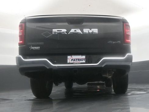 New 2026 RAM 1500 4x4 Crew Cab image 40