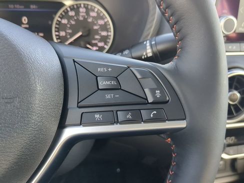 New 2025 Nissan Sentra SR w/ SR Premium Package image 25