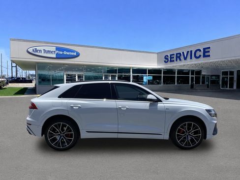 Used 2023 Audi Q8 Prestige w/ Prestige Package AWD/4WD image 9