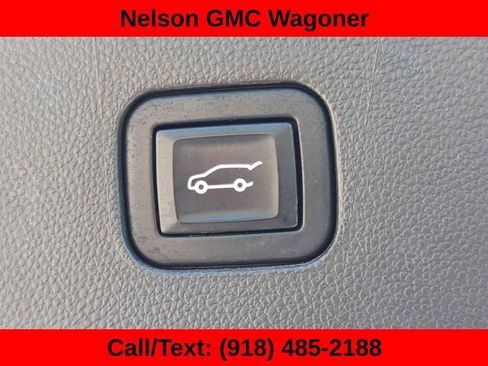 Used 2021 Buick Enclave Premium w/ Sun and Sites Package FWD image 19