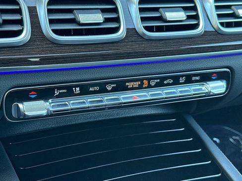 Used 2025 Mercedes-Benz GLE 350 350 image 26