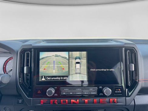 Used 2026 Nissan Frontier PRO-4X w/ Pro-4x Convenience Package AWD/4WD image 11