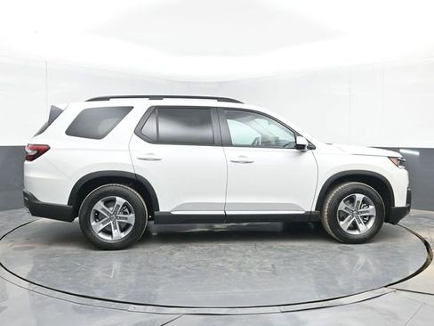 New 2026 Honda Pilot EX-L image 11