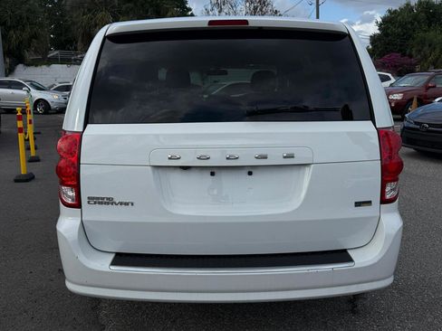 Used 2016 Dodge Grand Caravan SE w/ Quick Order Package 29E SE FWD image 10