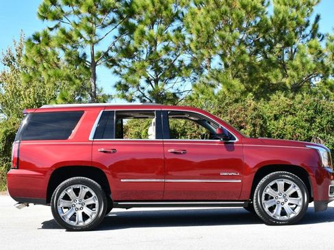 Used 2016 GMC Yukon Denali w/ Open Road Package image 7