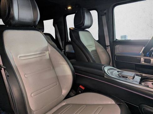 Certified 2025 Mercedes-Benz G 580 w/ EQ Technology image 21