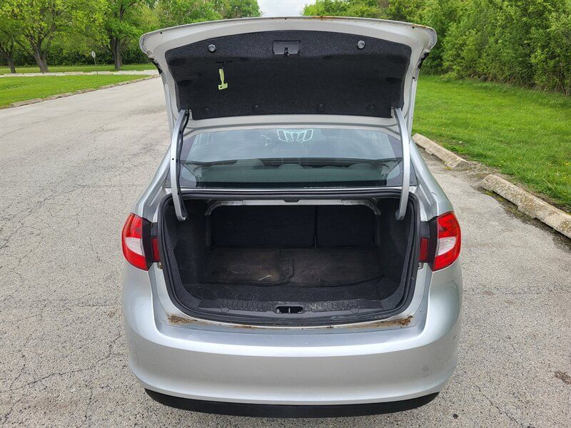 Used 2013 Ford Fiesta SE FWD image 10