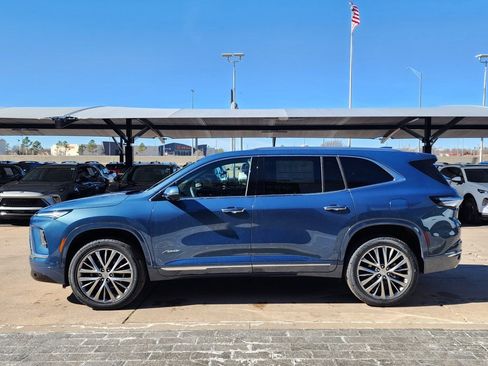 New 2026 Buick Enclave Avenir image 7