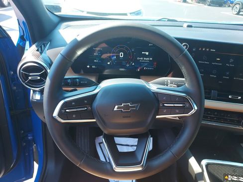 Used 2026 Chevrolet Equinox ACTIV image 20