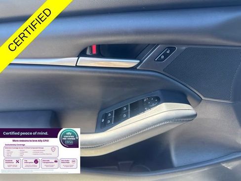 Used 2023 MAZDA MAZDA3 s FWD image 9