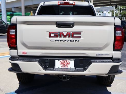 New 2026 GMC Canyon Elevation w/ Convenience Package image 5