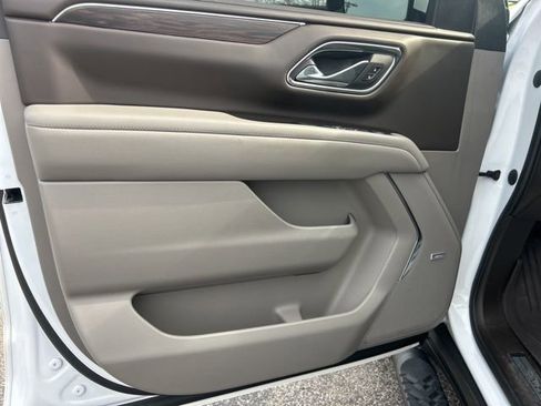 Used 2023 Chevrolet Tahoe Z71 w/ Z71 Off-Road Package image 11