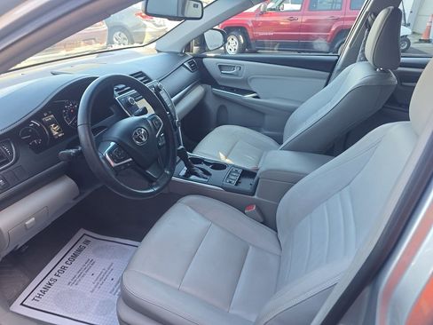Used 2017 Toyota Camry XLE FWD image 7
