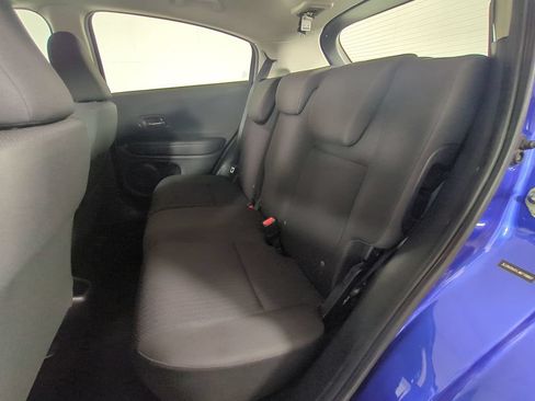 Used 2018 Honda HR-V LX image 15