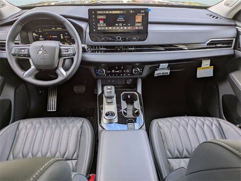 New 2026 Mitsubishi Outlander SEL image 19