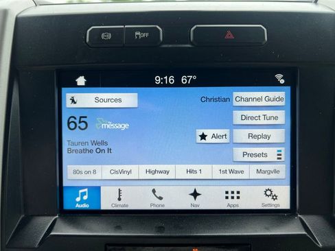 Used 2017 Ford F350 Lariat w/ Lariat Ultimate Package AWD/4WD image 29