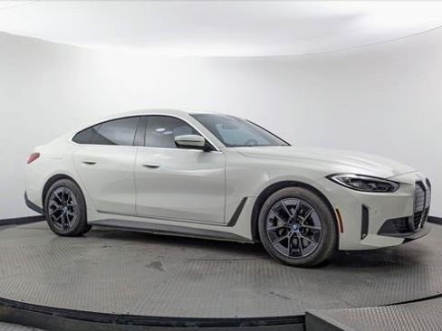 Used 2023 BMW i4 eDrive35 w/ Premium Package RWD image 11