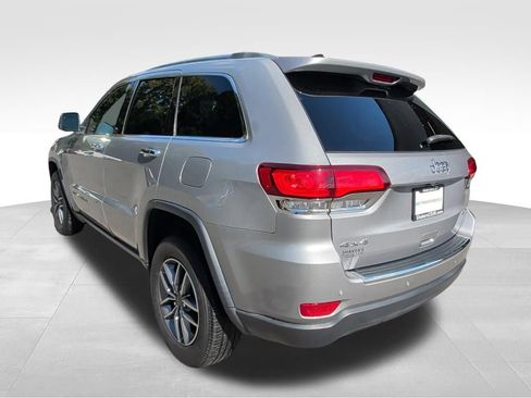Used 2021 Jeep Grand Cherokee Limited w/ Premium Lighting Group AWD/4WD image 3