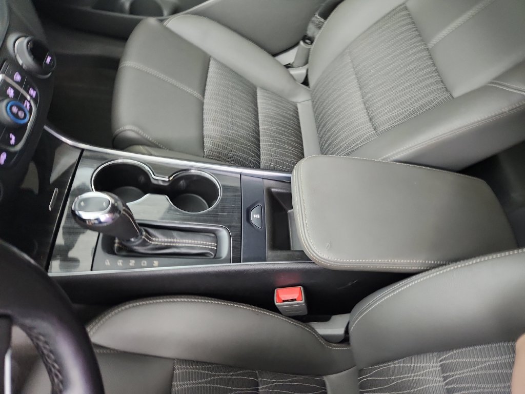 Used 2018 Chevrolet Impala LT FWD image 15