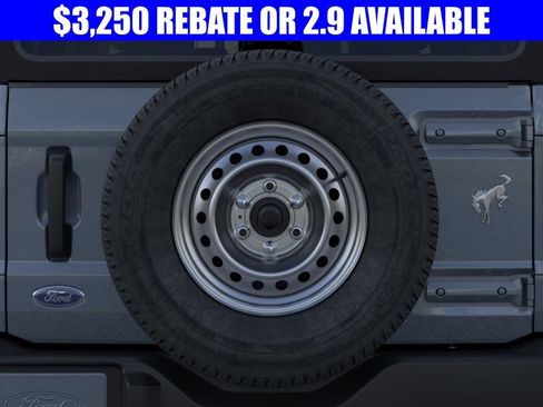 New 2025 Ford Bronco 4-Door image 24