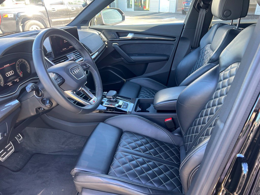 Used 2024 Audi SQ5 Premium Plus w/ Premium Plus Package AWD/4WD image 3