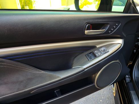 Used 2015 Lexus RC F w/ Premium Package RWD image 13