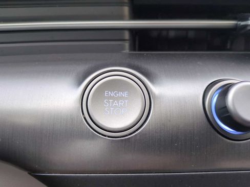 Used 2024 Hyundai Kona SEL FWD image 16