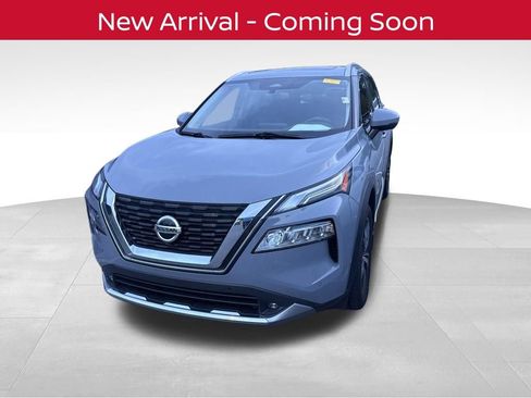 Certified 2021 Nissan Rogue Platinum AWD/4WD image 2