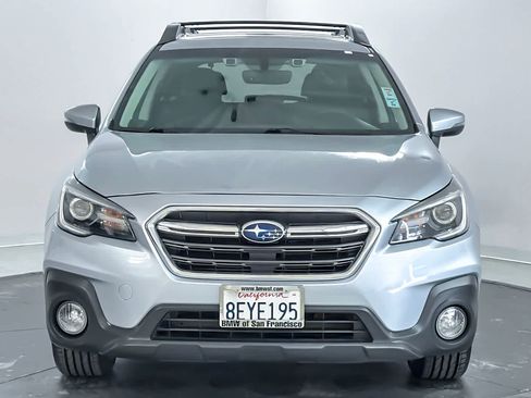 Used 2018 Subaru Outback 3.6R Limited AWD/4WD image 10