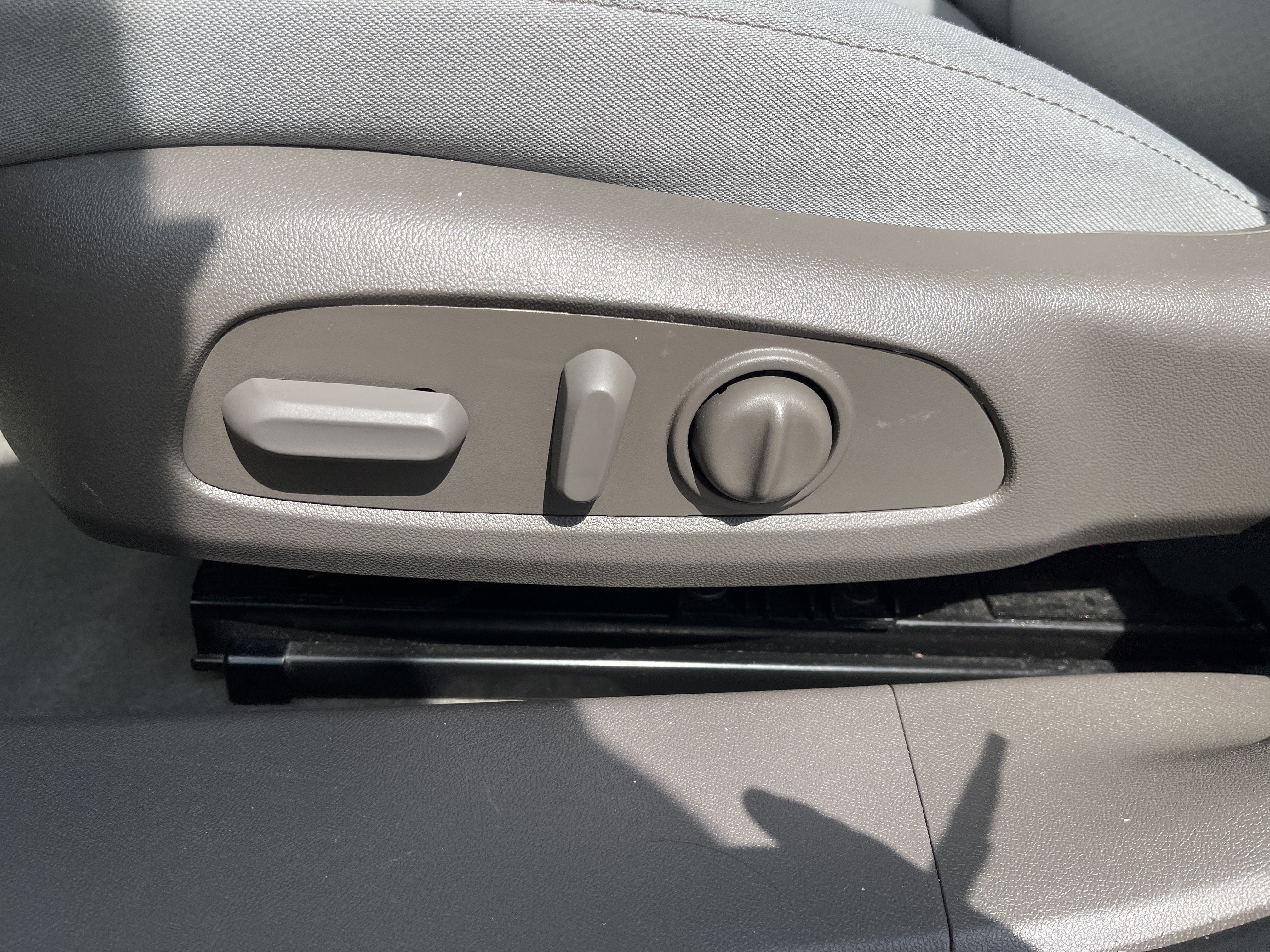 Used 2025 Chevrolet Malibu LT FWD image 35