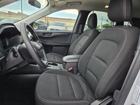 Used 2025 Ford Escape Active AWD/4WD image 19