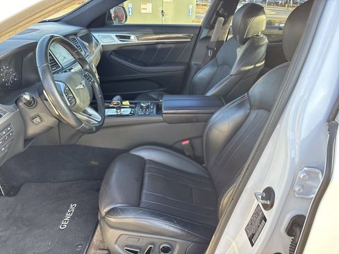 Used 2019 Genesis G80 3.3T Sport image 7