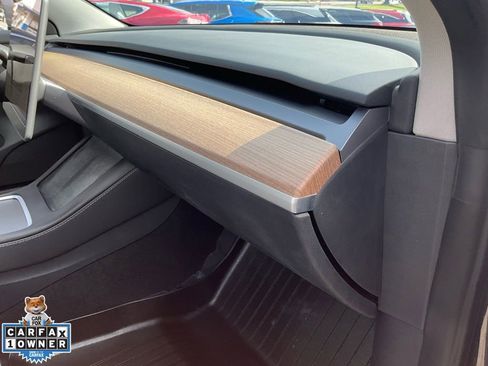 Used 2023 Tesla Model 3 Standard Range image 67