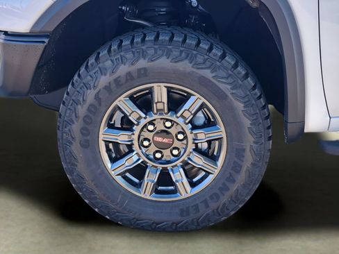 New 2026 GMC Sierra 1500 AT4X AWD/4WD image 7
