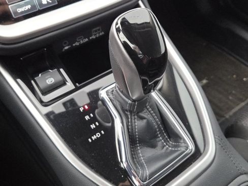 Used 2024 Subaru Outback Premium image 19