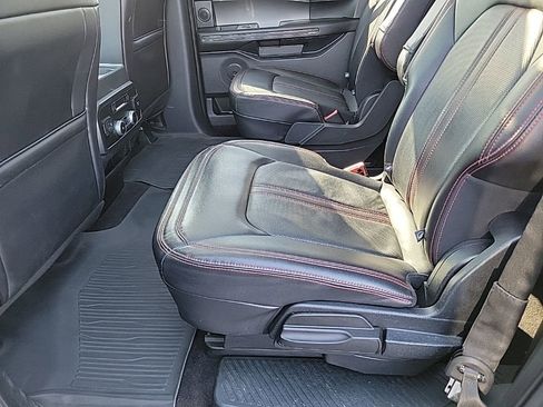 Used 2021 Ford Expedition Max Limited image 5
